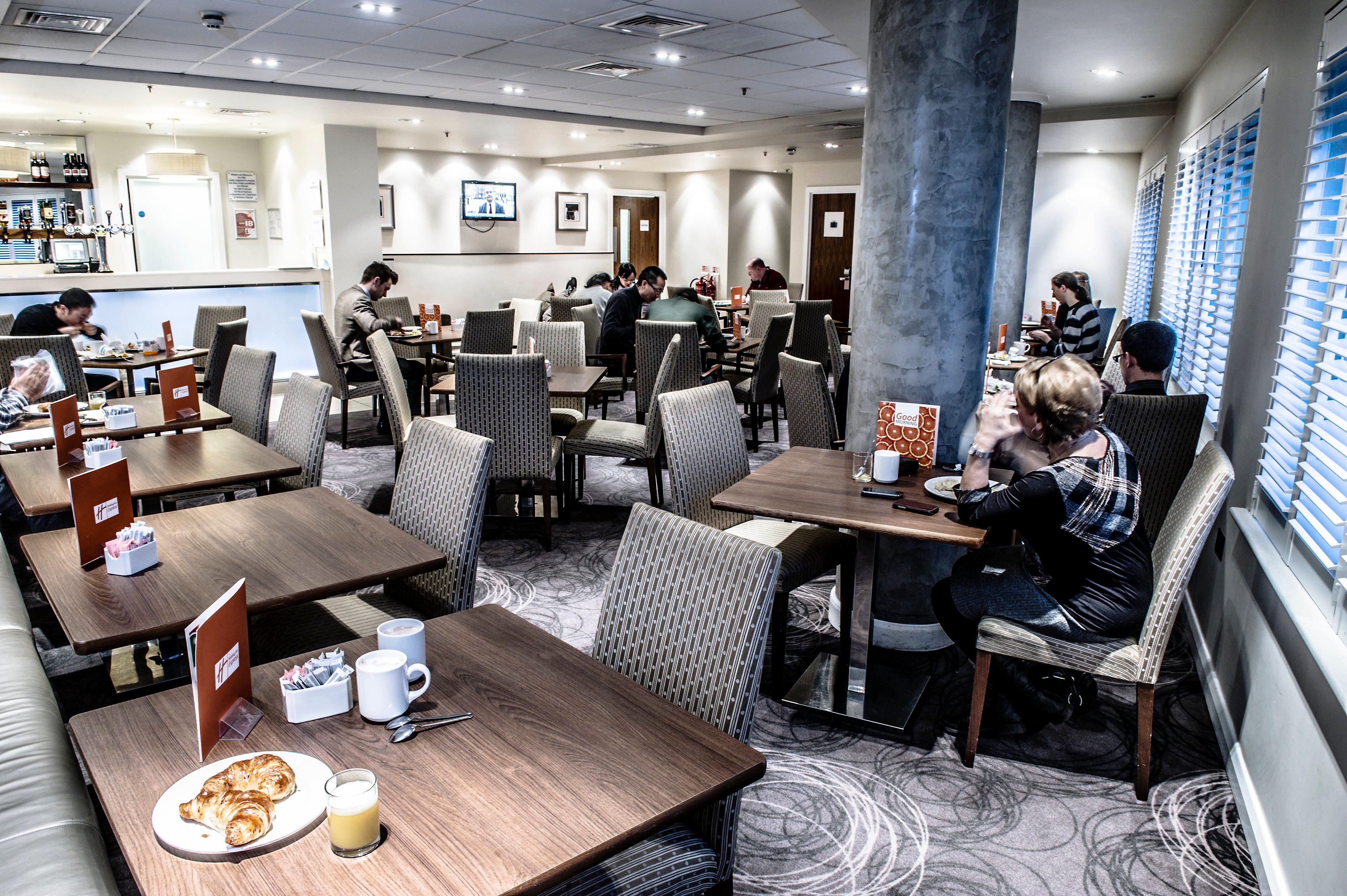 Holiday Inn Express Manchester City Centre By Ihg Exterior foto