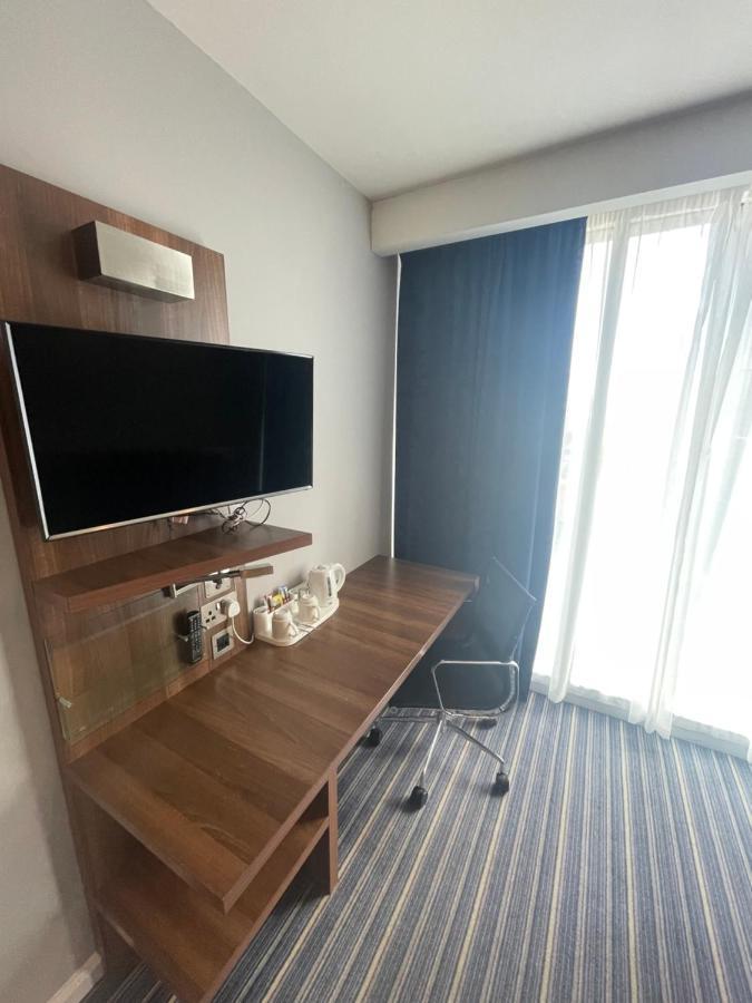 Holiday Inn Express Manchester City Centre By Ihg Exterior foto